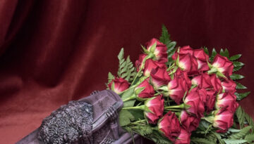 rosesinacoffin